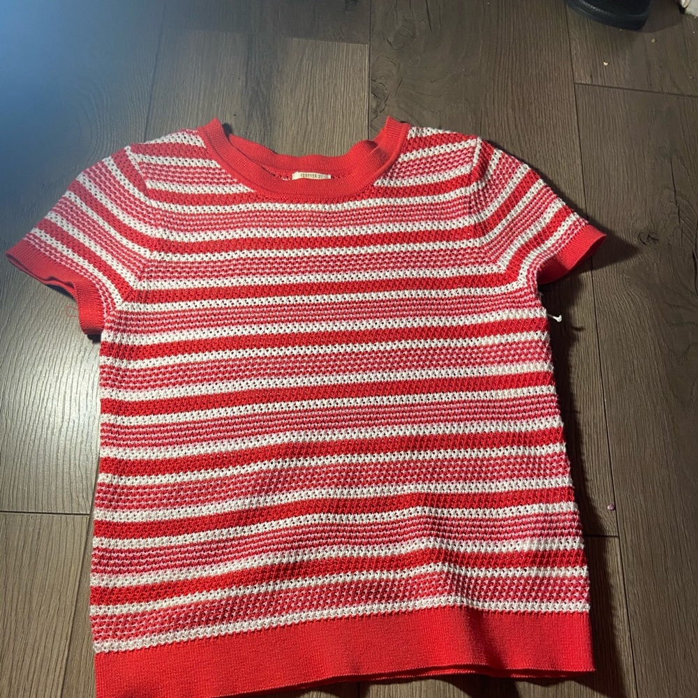 Short sleeve top